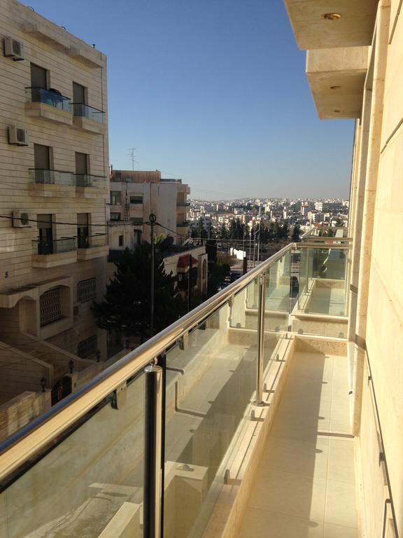Diyarkom Apartment Amman Buitenkant foto