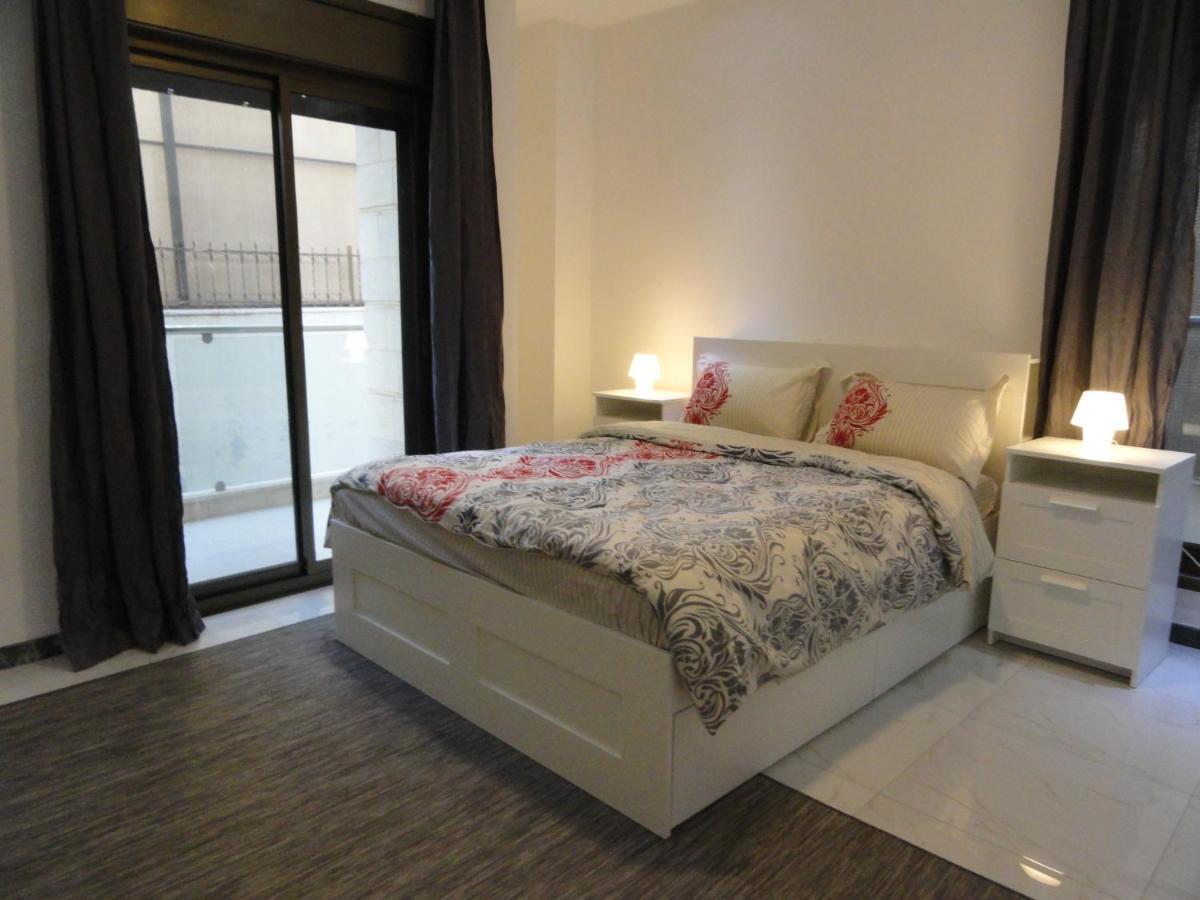 Diyarkom Apartment Amman Buitenkant foto